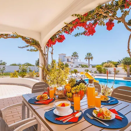 Villa In Algarve Near Stunning Beaches Vila *