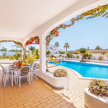 Villa In Algarve Near Stunning Beaches Vila *